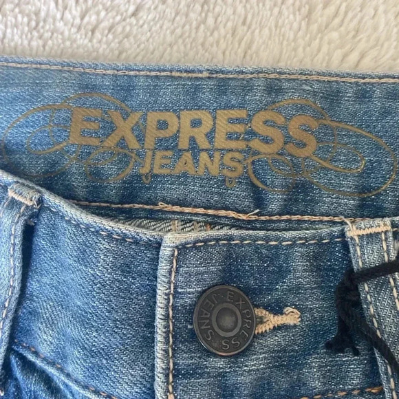 Express Jean shorts - Picture 4 of 4